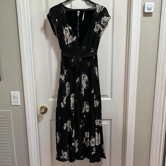 Free People All I Got Midi Maxi Dress Tiered Deep V Floral Boho Sz 0 - Picture 5 of 16
